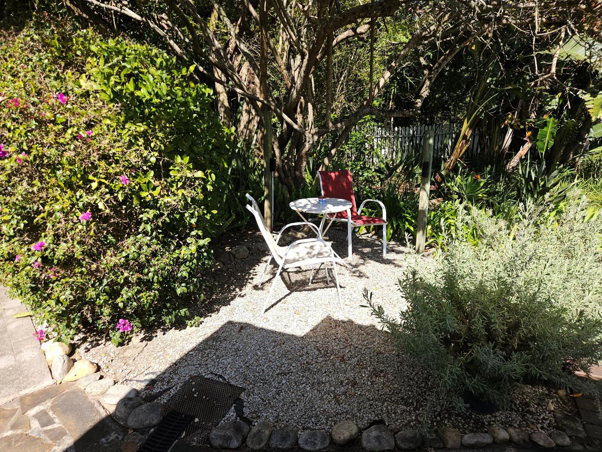 Stannards Guest Lodge 4 Star B&B, Книсна Екстериор снимка